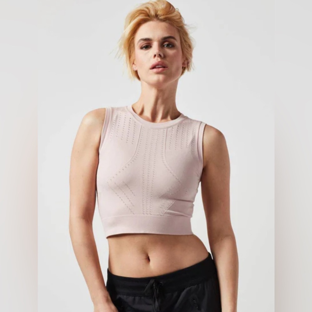 Large Blanc Noir Sepia Rose Pink Sleeveless Crew Neck Infinity Crop Tank Top